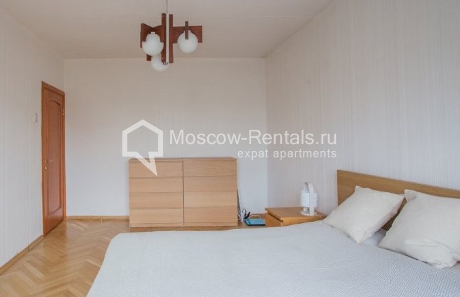 Photo #7 4-room (3 BR) apartment for <a href="http://moscow-rentals.ru/en/articles/long-term-rent" target="_blank">a long-term</a> rent
 in Russia, Moscow, Novokonushennyi lane, 11
