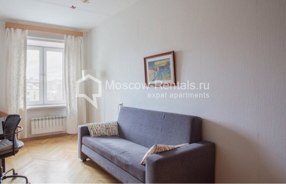 Photo #10 4-room (3 BR) apartment for <a href="http://moscow-rentals.ru/en/articles/long-term-rent" target="_blank">a long-term</a> rent
 in Russia, Moscow, Novokonushennyi lane, 11