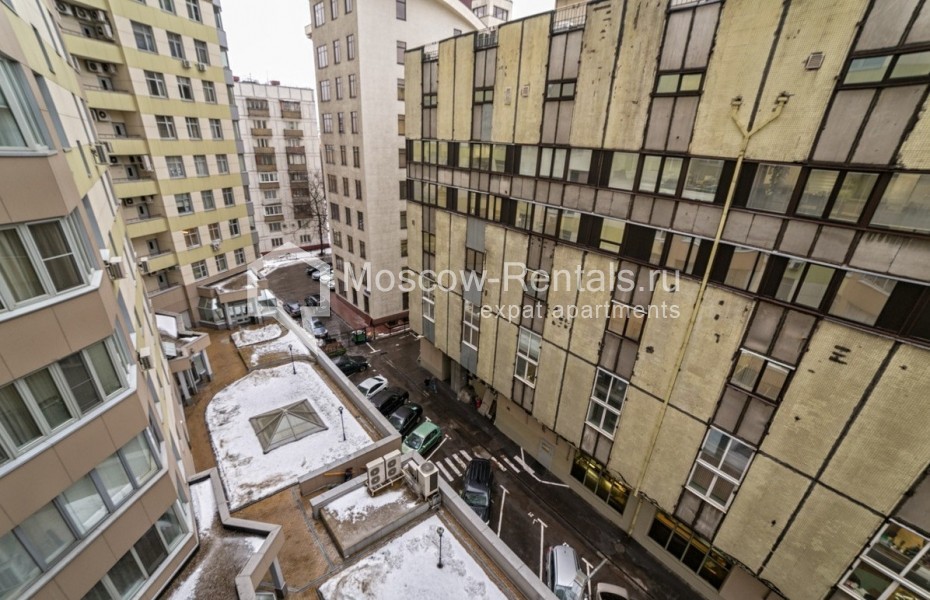 Photo #12 2-room (1 BR) apartment for <a href="http://moscow-rentals.ru/en/articles/long-term-rent" target="_blank">a long-term</a> rent
 in Russia, Moscow, Shabolovka str, 10 bld 1
