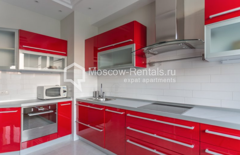 Photo #5 3-room (2 BR) apartment for <a href="http://moscow-rentals.ru/en/articles/long-term-rent" target="_blank">a long-term</a> rent
 in Russia, Moscow, M. Dmitrovka str, 15