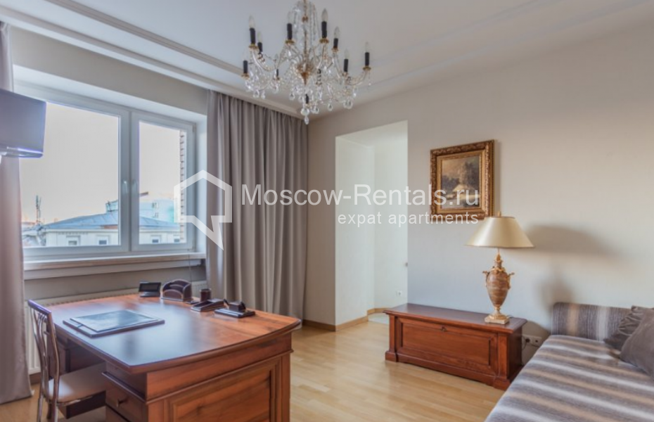Photo #12 3-room (2 BR) apartment for <a href="http://moscow-rentals.ru/en/articles/long-term-rent" target="_blank">a long-term</a> rent
 in Russia, Moscow, M. Dmitrovka str, 15
