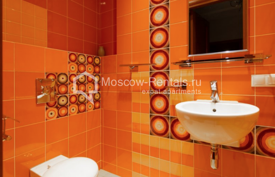Photo #15 3-room (2 BR) apartment for <a href="http://moscow-rentals.ru/en/articles/long-term-rent" target="_blank">a long-term</a> rent
 in Russia, Moscow, M. Dmitrovka str, 15