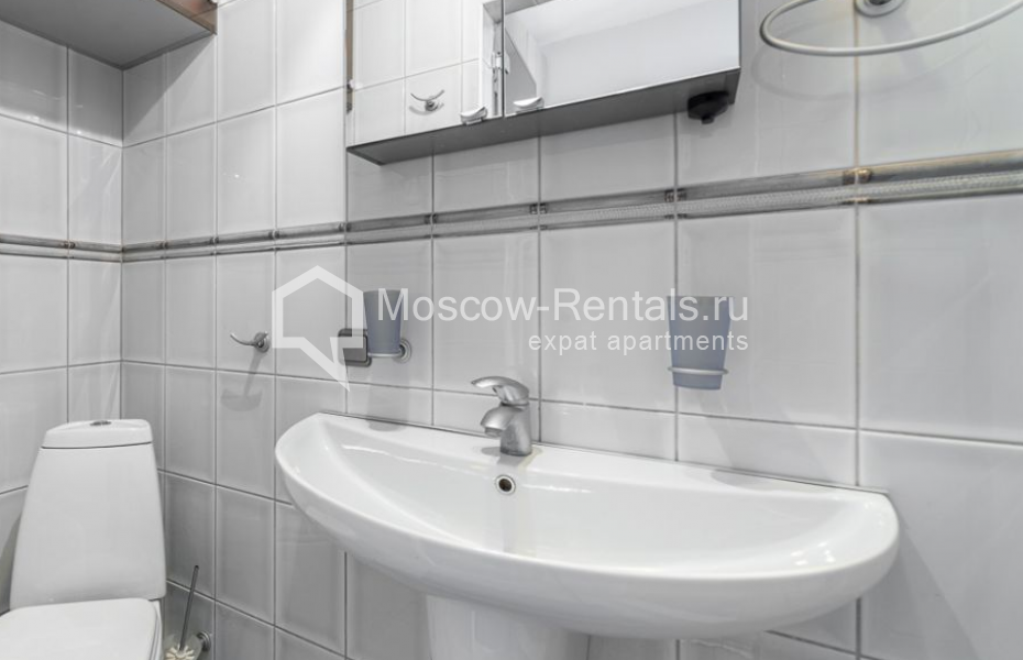 Photo #17 5-room (4 BR) apartment for <a href="http://moscow-rentals.ru/en/articles/long-term-rent" target="_blank">a long-term</a> rent
 in Russia, Moscow, M. Kakovinskyi lane, 8