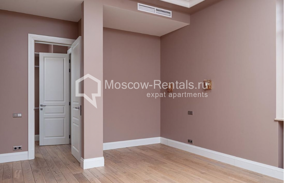 Photo #10 5-room (4 BR) apartment for <a href="http://moscow-rentals.ru/en/articles/long-term-rent" target="_blank">a long-term</a> rent
 in Russia, Moscow, Trubnikovskyi lane, 30С1