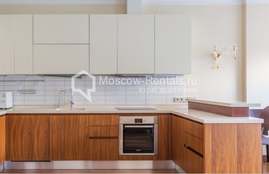 Photo #8 4-room (3 BR) apartment for <a href="http://moscow-rentals.ru/en/articles/long-term-rent" target="_blank">a long-term</a> rent
 in Russia, Moscow, B. Gruzinskaya str, 69