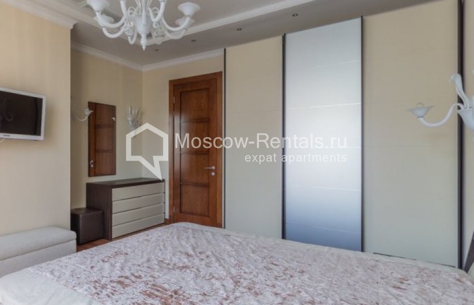 Photo #10 4-room (3 BR) apartment for <a href="http://moscow-rentals.ru/en/articles/long-term-rent" target="_blank">a long-term</a> rent
 in Russia, Moscow, B. Gruzinskaya str, 69