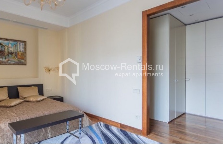 Photo #13 4-room (3 BR) apartment for <a href="http://moscow-rentals.ru/en/articles/long-term-rent" target="_blank">a long-term</a> rent
 in Russia, Moscow, B. Gruzinskaya str, 69