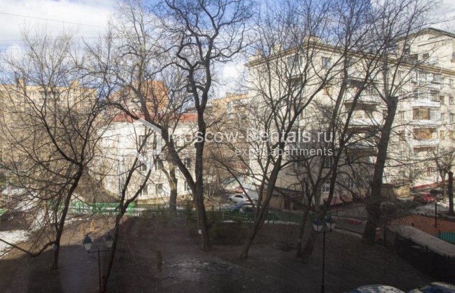 Photo #13 3-room (2 BR) apartment for <a href="http://moscow-rentals.ru/en/articles/long-term-rent" target="_blank">a long-term</a> rent
 in Russia, Moscow, Krasnaya Presnya, 7
