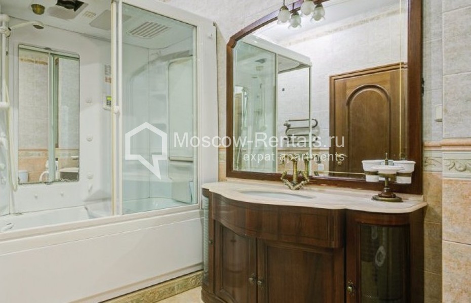 Photo #10 3-room (2 BR) apartment for <a href="http://moscow-rentals.ru/en/articles/long-term-rent" target="_blank">a long-term</a> rent
 in Russia, Moscow, Krasnaya Presnya, 7
