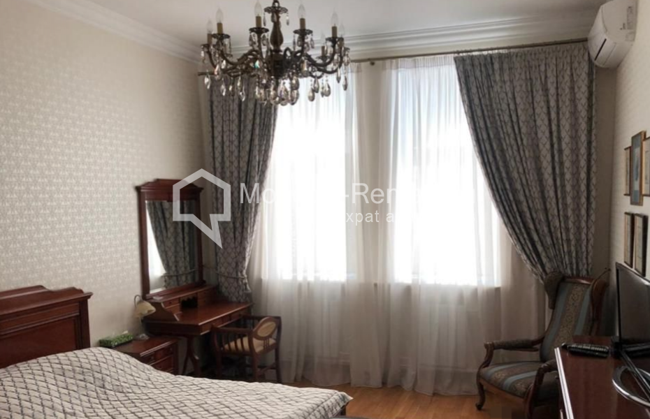 Photo #7 3-room (2 BR) apartment for <a href="http://moscow-rentals.ru/en/articles/long-term-rent" target="_blank">a long-term</a> rent
 in Russia, Moscow, Krasnopresnenskaya str, 2/1