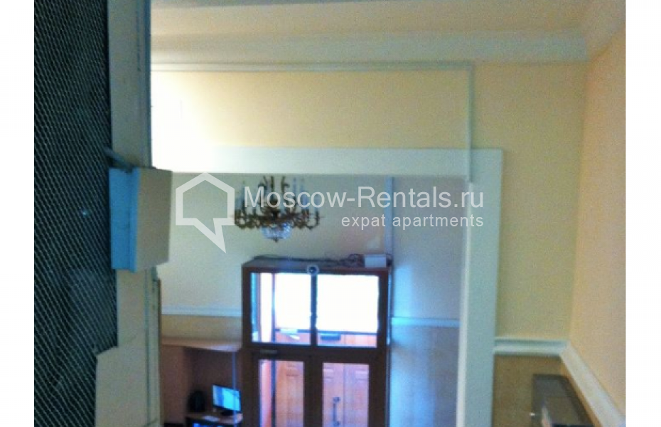Photo #10 3-room (2 BR) apartment for <a href="http://moscow-rentals.ru/en/articles/long-term-rent" target="_blank">a long-term</a> rent
 in Russia, Moscow, Krasnopresnenskaya emb, 2/1
