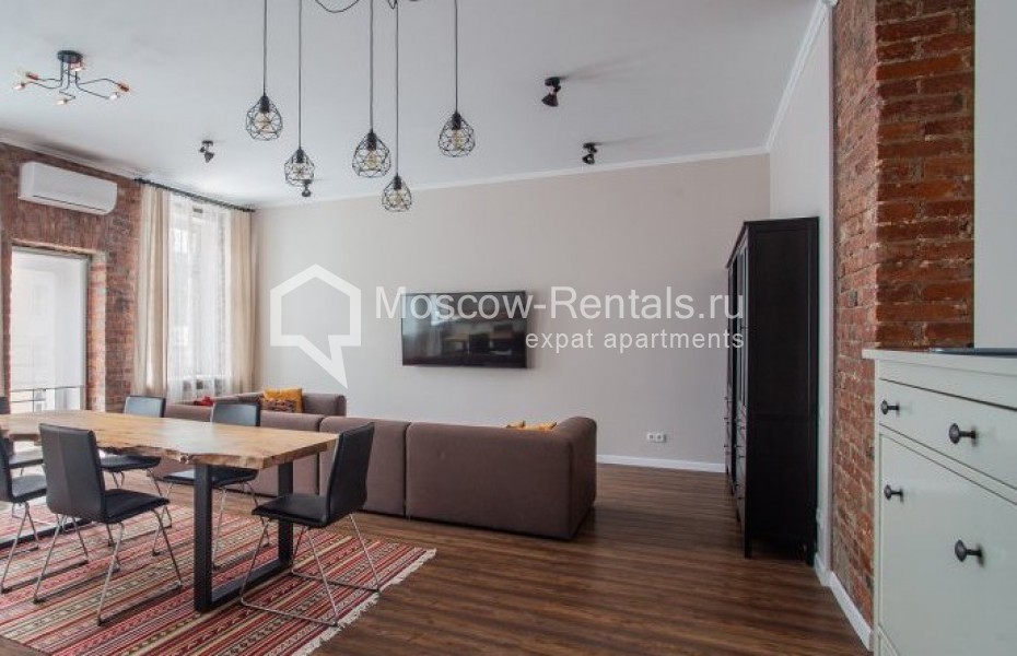 Photo #1 3-room (2 BR) apartment for <a href="http://moscow-rentals.ru/en/articles/long-term-rent" target="_blank">a long-term</a> rent
 in Russia, Moscow, Leningradskyi prosp, 14К5