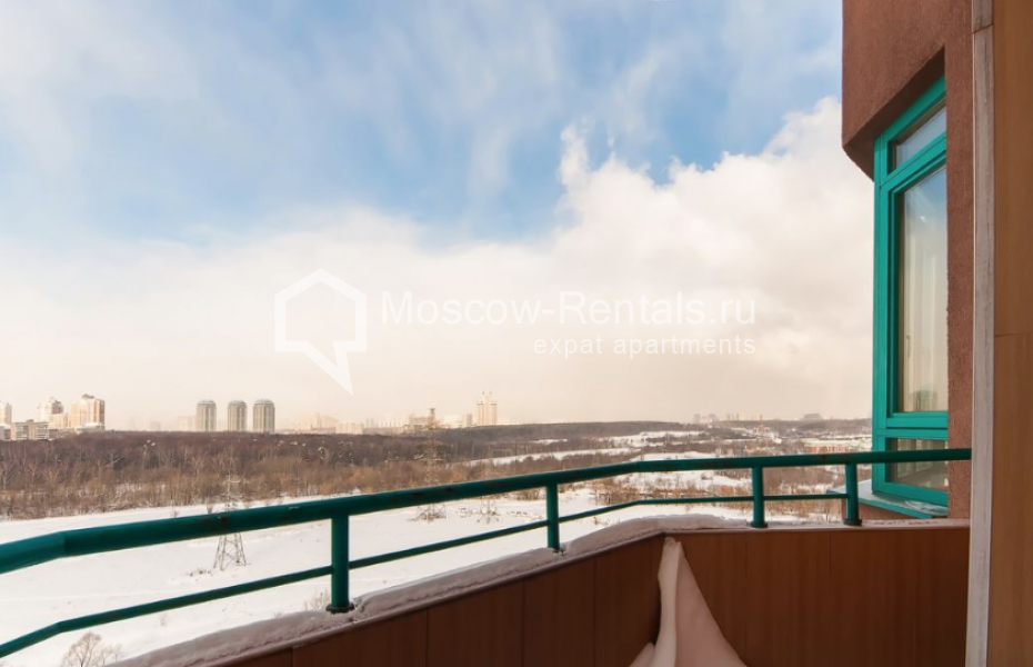 Photo #6 4-room (3 BR) apartment for <a href="http://moscow-rentals.ru/en/articles/long-term-rent" target="_blank">a long-term</a> rent
 in Russia, Moscow, Minskaya str, 1ГК2