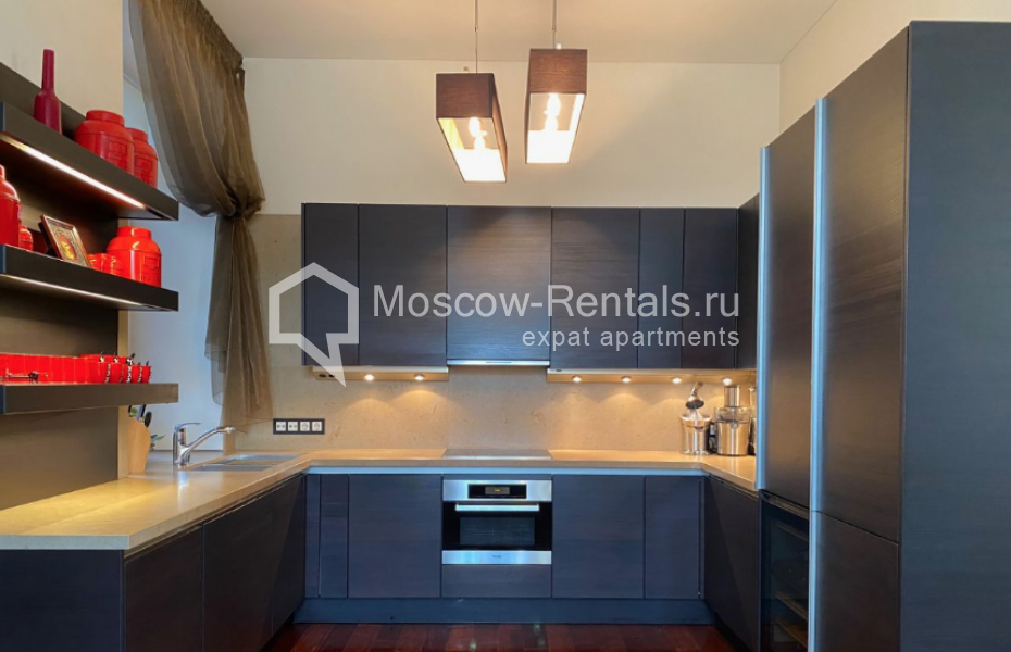 Photo #7 3-room (2 BR) apartment for <a href="http://moscow-rentals.ru/en/articles/long-term-rent" target="_blank">a long-term</a> rent
 in Russia, Moscow, Kalashnyi lane, 5