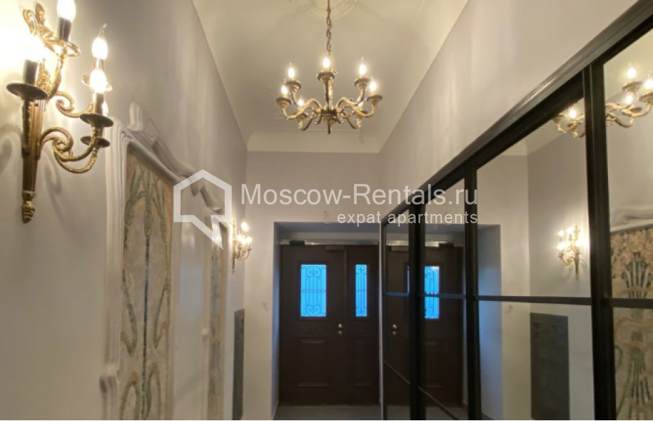 Photo #18 3-room (2 BR) apartment for <a href="http://moscow-rentals.ru/en/articles/long-term-rent" target="_blank">a long-term</a> rent
 in Russia, Moscow, Kalashnyi lane, 5