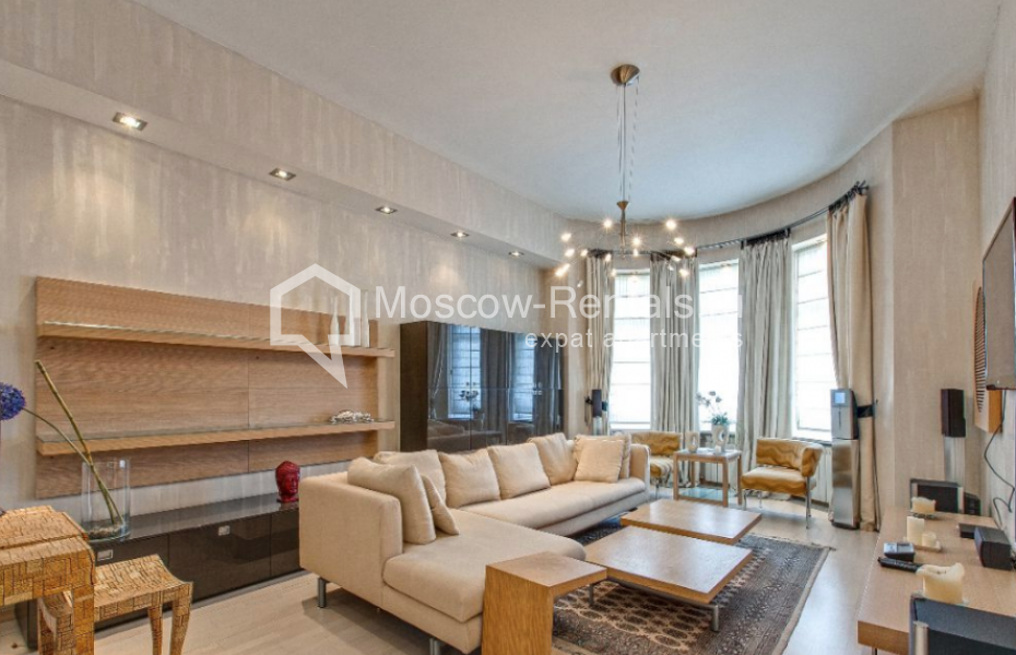 Photo #1 3-room (2 BR) apartment for <a href="http://moscow-rentals.ru/en/articles/long-term-rent" target="_blank">a long-term</a> rent
 in Russia, Moscow, Yakovoapostolskyi lane, 11-13С1