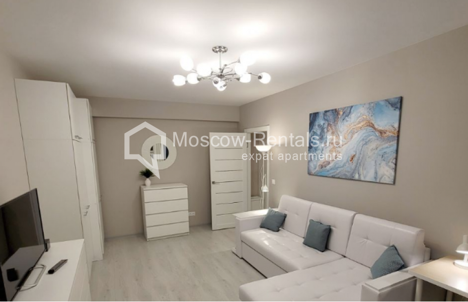 Photo #2 2-room (1 BR) apartment for <a href="http://moscow-rentals.ru/en/articles/long-term-rent" target="_blank">a long-term</a> rent
 in Russia, Moscow, Zoologicheskaya str, 3