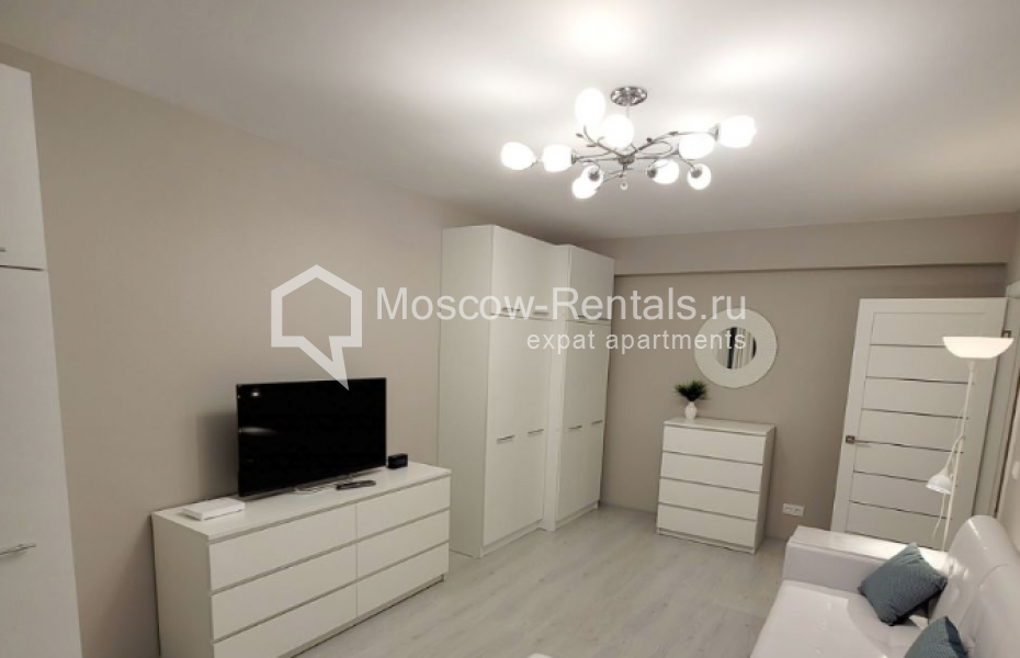Photo #4 2-room (1 BR) apartment for <a href="http://moscow-rentals.ru/en/articles/long-term-rent" target="_blank">a long-term</a> rent
 in Russia, Moscow, Zoologicheskaya str, 3