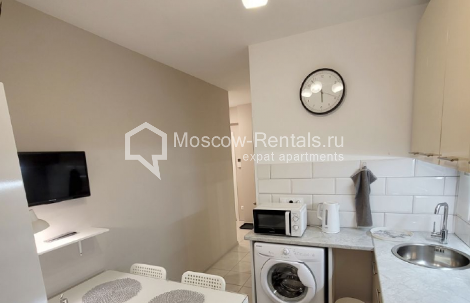 Photo #11 2-room (1 BR) apartment for <a href="http://moscow-rentals.ru/en/articles/long-term-rent" target="_blank">a long-term</a> rent
 in Russia, Moscow, Zoologicheskaya str, 3