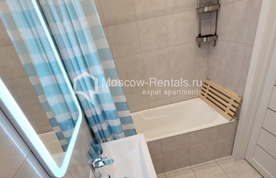 Photo #15 2-room (1 BR) apartment for <a href="http://moscow-rentals.ru/en/articles/long-term-rent" target="_blank">a long-term</a> rent
 in Russia, Moscow, Zoologicheskaya str, 3