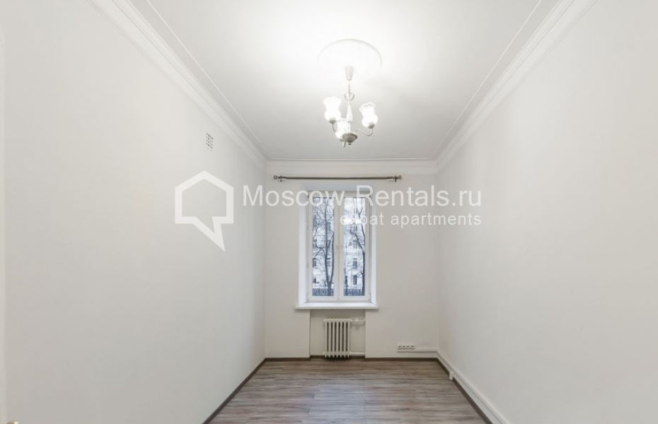 Photo #4 3-room (2 BR) apartment for <a href="http://moscow-rentals.ru/en/articles/long-term-rent" target="_blank">a long-term</a> rent
 in Russia, Moscow, Nikitskyi blv, 9
