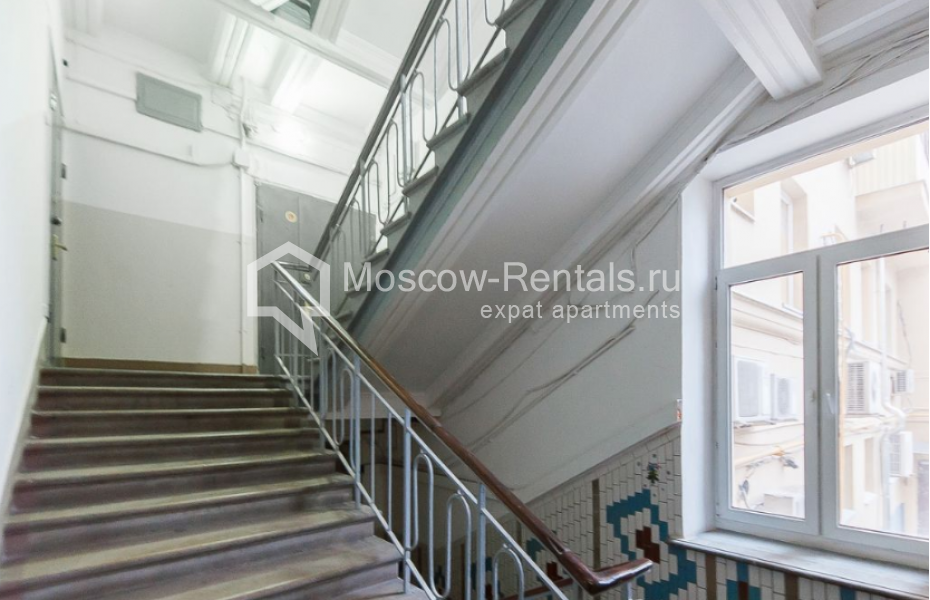 Photo #11 3-room (2 BR) apartment for <a href="http://moscow-rentals.ru/en/articles/long-term-rent" target="_blank">a long-term</a> rent
 in Russia, Moscow, Nikitskyi blv, 9