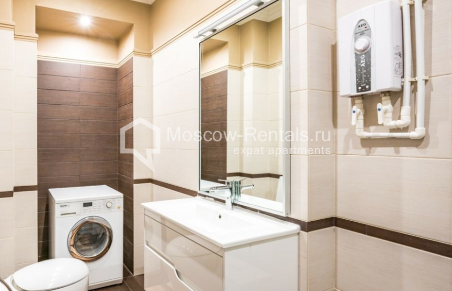 Photo #20 3-room (2 BR) apartment for <a href="http://moscow-rentals.ru/en/articles/long-term-rent" target="_blank">a long-term</a> rent
 in Russia, Moscow, Trekhprudnyi lane, 11/13С1
