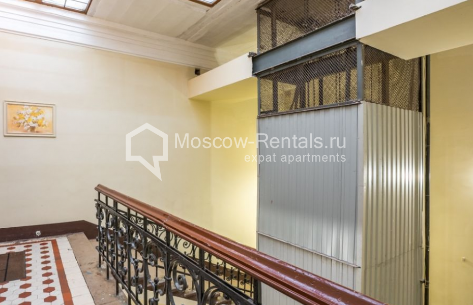 Photo #27 3-room (2 BR) apartment for <a href="http://moscow-rentals.ru/en/articles/long-term-rent" target="_blank">a long-term</a> rent
 in Russia, Moscow, Trekhprudnyi lane, 11/13С1