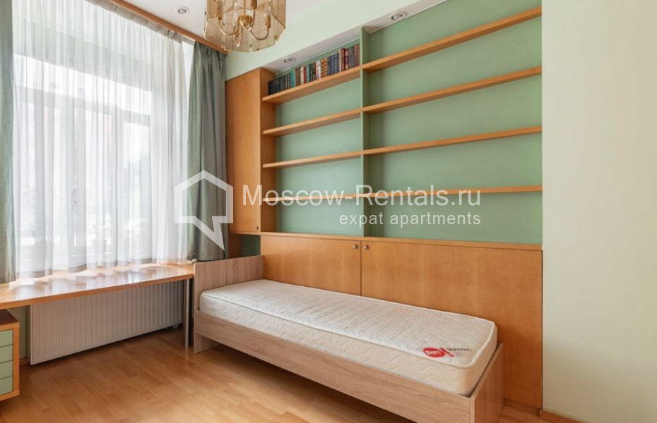 Photo #6 3-room (2 BR) apartment for <a href="http://moscow-rentals.ru/en/articles/long-term-rent" target="_blank">a long-term</a> rent
 in Russia, Moscow, Levshinskyi lane, 7С1