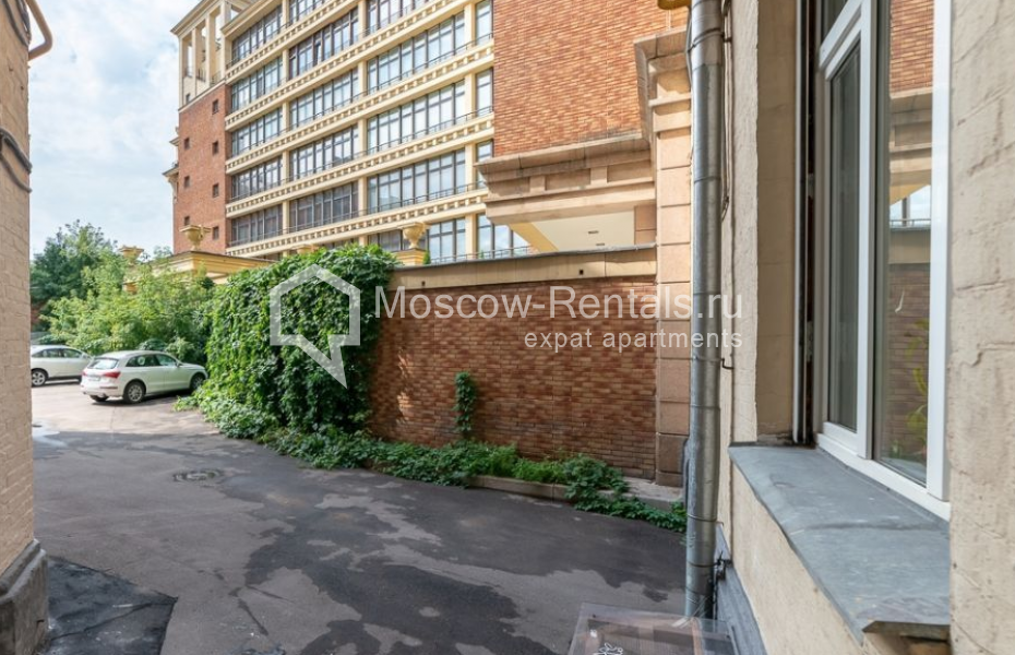 Photo #14 3-room (2 BR) apartment for <a href="http://moscow-rentals.ru/en/articles/long-term-rent" target="_blank">a long-term</a> rent
 in Russia, Moscow, Levshinskyi lane, 7С1