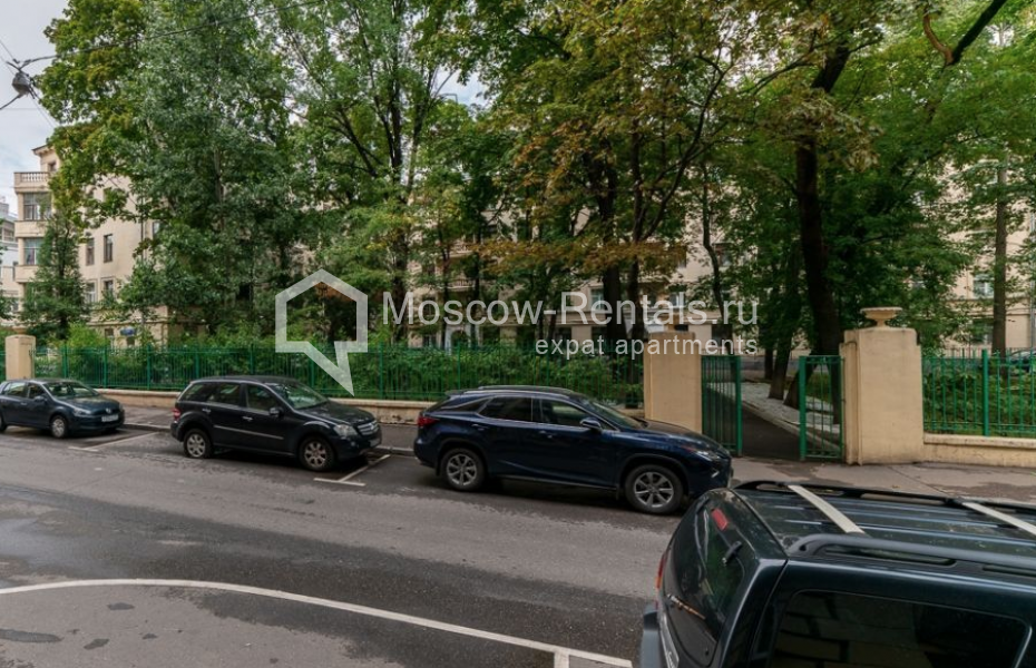 Photo #15 3-room (2 BR) apartment for <a href="http://moscow-rentals.ru/en/articles/long-term-rent" target="_blank">a long-term</a> rent
 in Russia, Moscow, Levshinskyi lane, 7С1