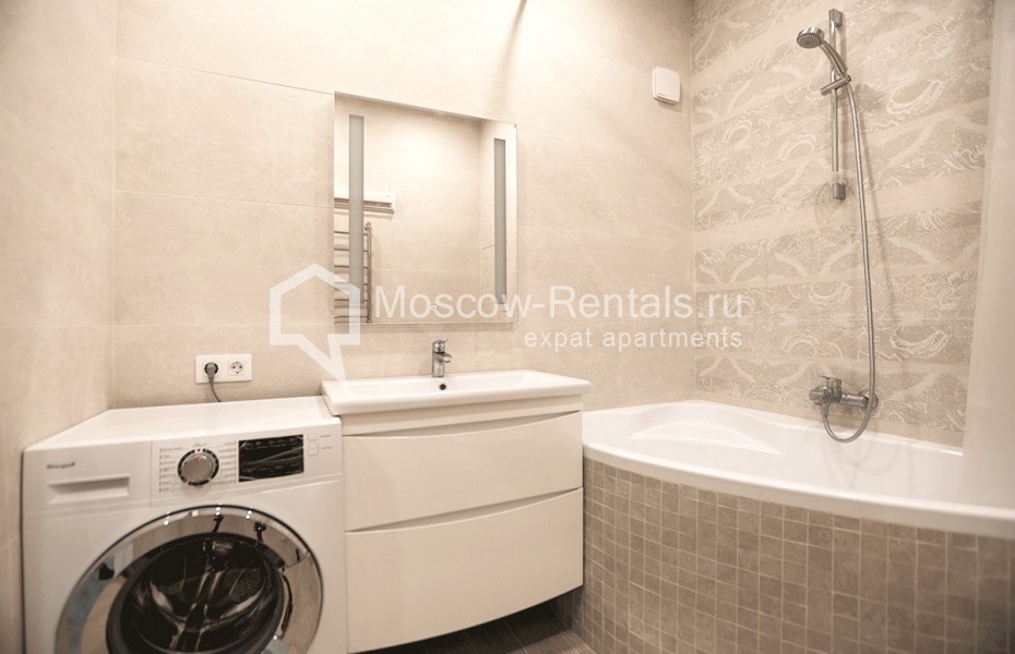 Photo #11 2-room (1 BR) apartment for <a href="http://moscow-rentals.ru/en/articles/long-term-rent" target="_blank">a long-term</a> rent
 in Russia, Moscow, Kazarmennyi lane, 8С1