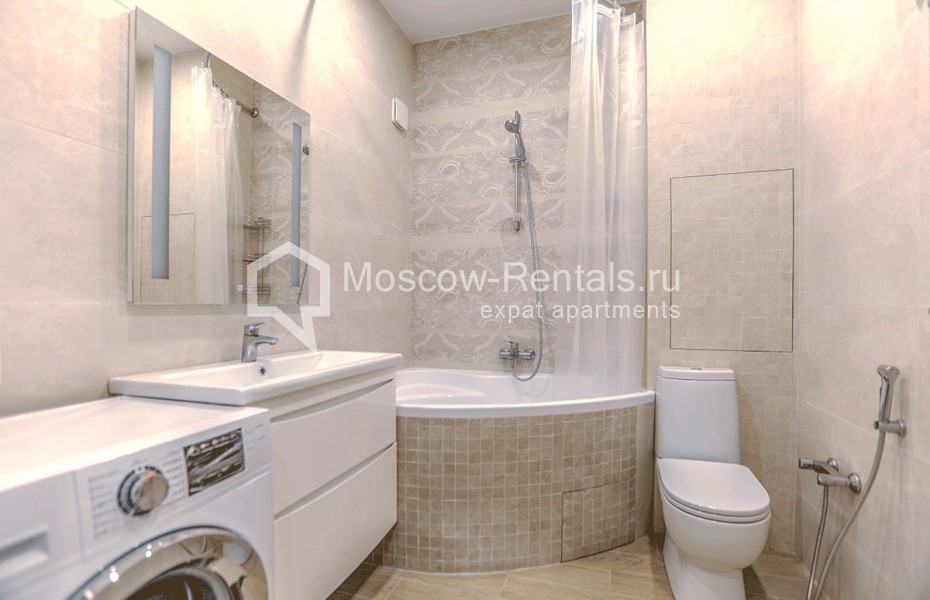 Photo #12 2-room (1 BR) apartment for <a href="http://moscow-rentals.ru/en/articles/long-term-rent" target="_blank">a long-term</a> rent
 in Russia, Moscow, Kazarmennyi lane, 8С1