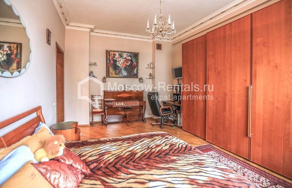 Photo #8 2-room (1 BR) apartment for <a href="http://moscow-rentals.ru/en/articles/long-term-rent" target="_blank">a long-term</a> rent
 in Russia, Moscow, Tverskaya str, 6с1
