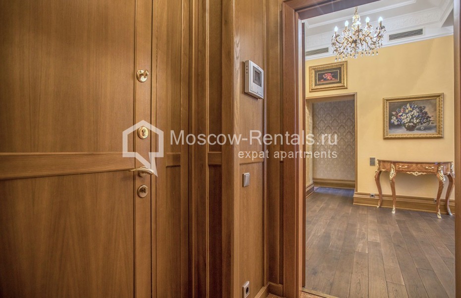 Photo #29 3-room (2 BR) apartment for <a href="http://moscow-rentals.ru/en/articles/long-term-rent" target="_blank">a long-term</a> rent
 in Russia, Moscow, Tverskaya str, 9