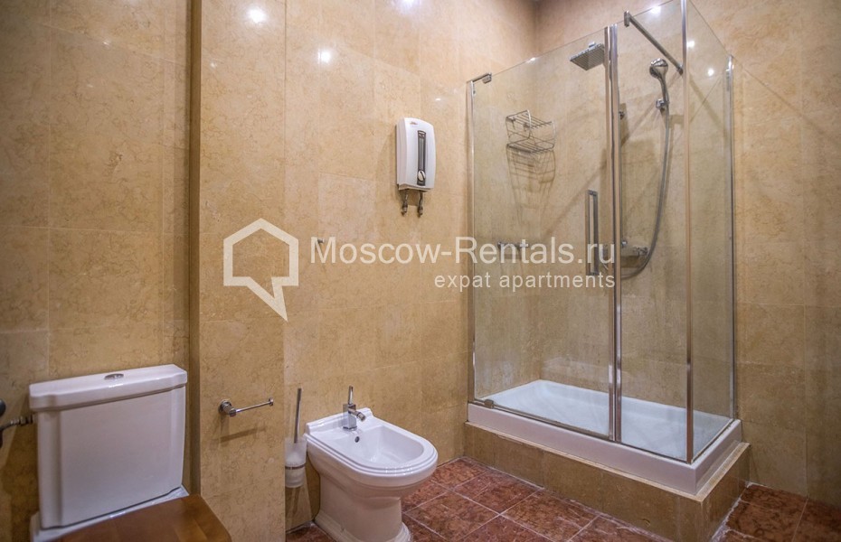 Photo #32 3-room (2 BR) apartment for <a href="http://moscow-rentals.ru/en/articles/long-term-rent" target="_blank">a long-term</a> rent
 in Russia, Moscow, Tverskaya str, 9