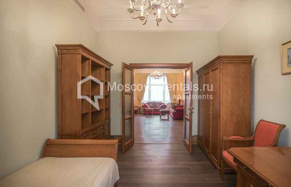 Photo #38 3-room (2 BR) apartment for <a href="http://moscow-rentals.ru/en/articles/long-term-rent" target="_blank">a long-term</a> rent
 in Russia, Moscow, Tverskaya str, 9