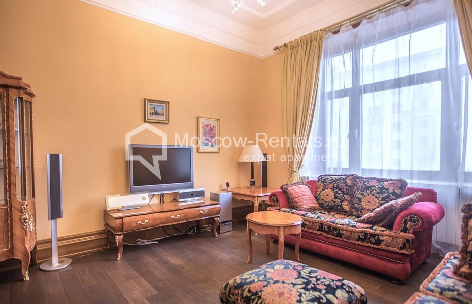 Photo #41 3-room (2 BR) apartment for <a href="http://moscow-rentals.ru/en/articles/long-term-rent" target="_blank">a long-term</a> rent
 in Russia, Moscow, Tverskaya str, 9