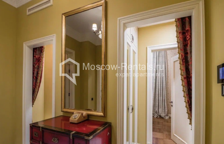 Photo #7 3-room (2 BR) apartment for <a href="http://moscow-rentals.ru/en/articles/long-term-rent" target="_blank">a long-term</a> rent
 in Russia, Moscow, Tverskaya str, 25/12