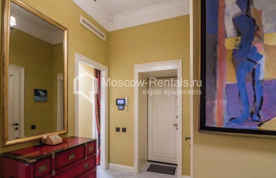 Photo #8 3-room (2 BR) apartment for <a href="http://moscow-rentals.ru/en/articles/long-term-rent" target="_blank">a long-term</a> rent
 in Russia, Moscow, Tverskaya str, 25/12