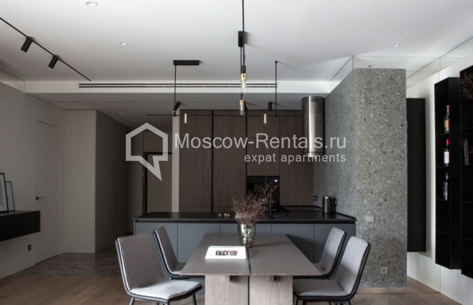 Photo #3 3-room (2 BR) apartment for <a href="http://moscow-rentals.ru/en/articles/long-term-rent" target="_blank">a long-term</a> rent
 in Russia, Moscow, Shluzovaya emb, 2А