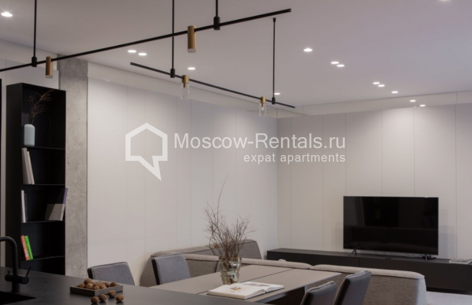 Photo #1 3-room (2 BR) apartment for <a href="http://moscow-rentals.ru/en/articles/long-term-rent" target="_blank">a long-term</a> rent
 in Russia, Moscow, Shluzovaya emb, 2А