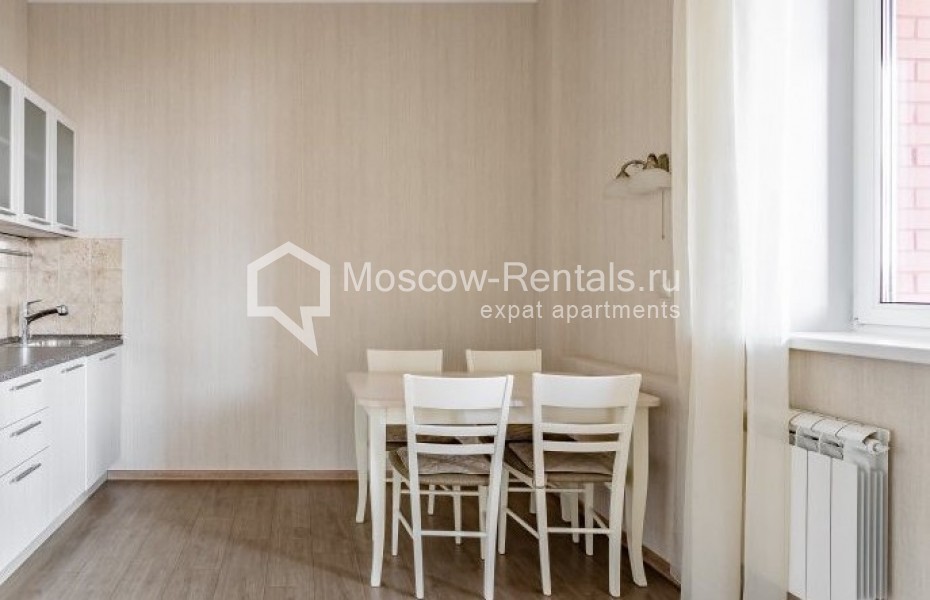 Photo #4 4-room (3 BR) apartment for <a href="http://moscow-rentals.ru/en/articles/long-term-rent" target="_blank">a long-term</a> rent
 in Russia, Moscow, Udaltsova str, 69