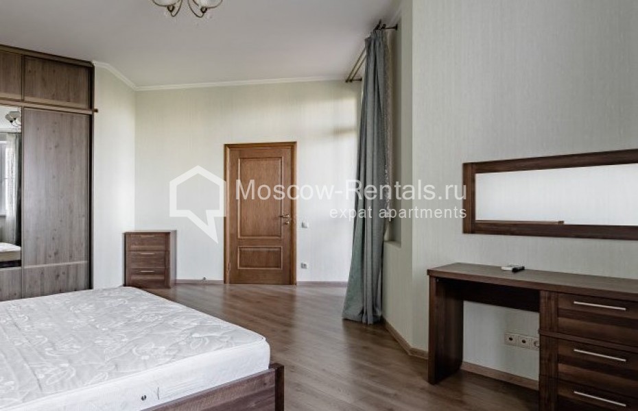 Photo #6 4-room (3 BR) apartment for <a href="http://moscow-rentals.ru/en/articles/long-term-rent" target="_blank">a long-term</a> rent
 in Russia, Moscow, Udaltsova str, 69