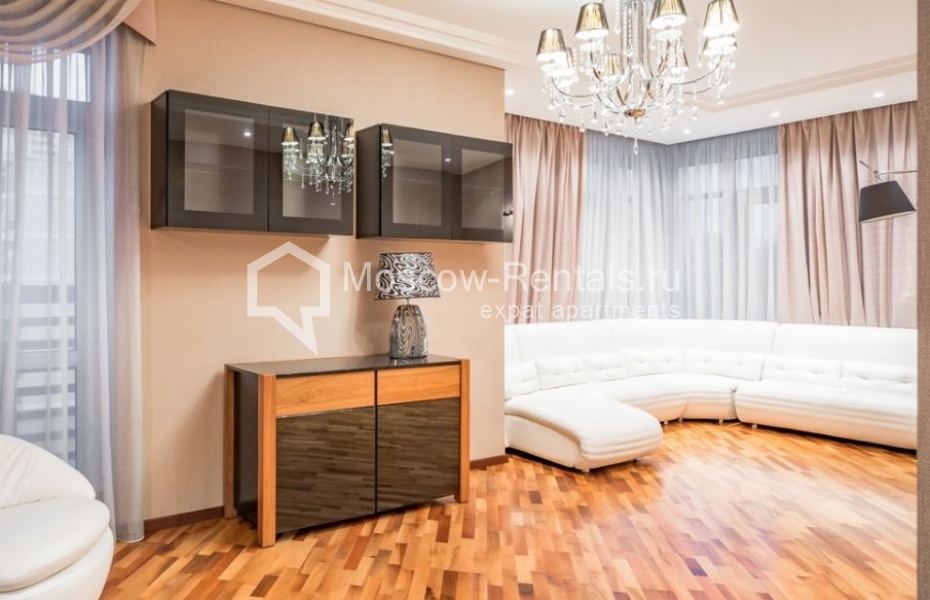 Photo #4 5-room (4 BR) apartment for <a href="http://moscow-rentals.ru/en/articles/long-term-rent" target="_blank">a long-term</a> rent
 in Russia, Moscow, Mosfilmovskaya str, 70К7