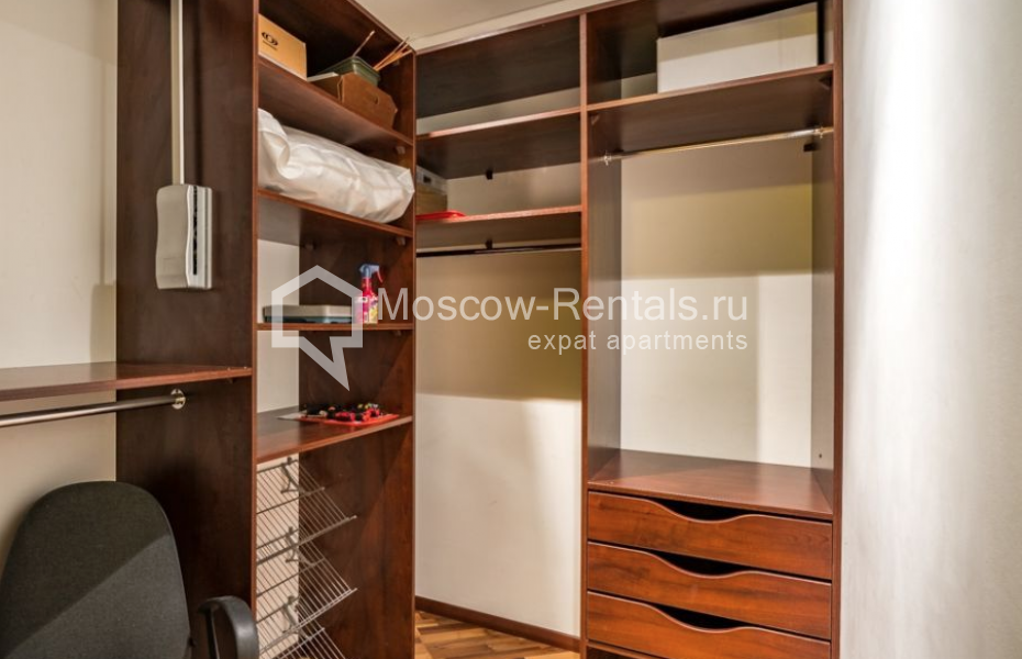 Photo #24 5-room (4 BR) apartment for <a href="http://moscow-rentals.ru/en/articles/long-term-rent" target="_blank">a long-term</a> rent
 in Russia, Moscow, Mosfilmovskaya str, 70К7