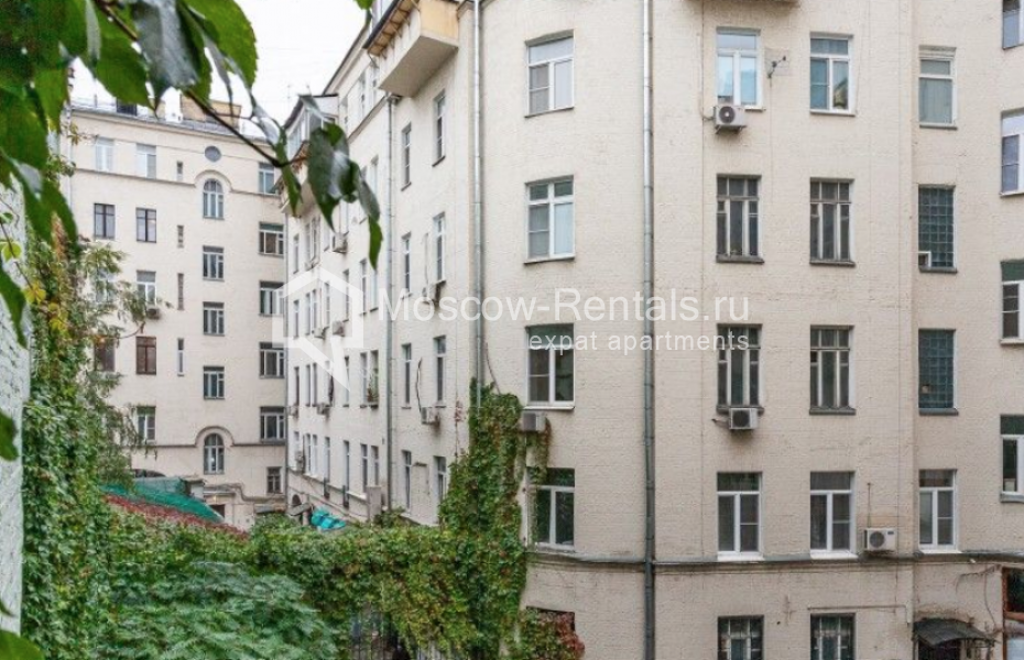 Photo #17 3-room (2 BR) apartment for <a href="http://moscow-rentals.ru/en/articles/long-term-rent" target="_blank">a long-term</a> rent
 in Russia, Moscow, Solyanka str, 1/2С2