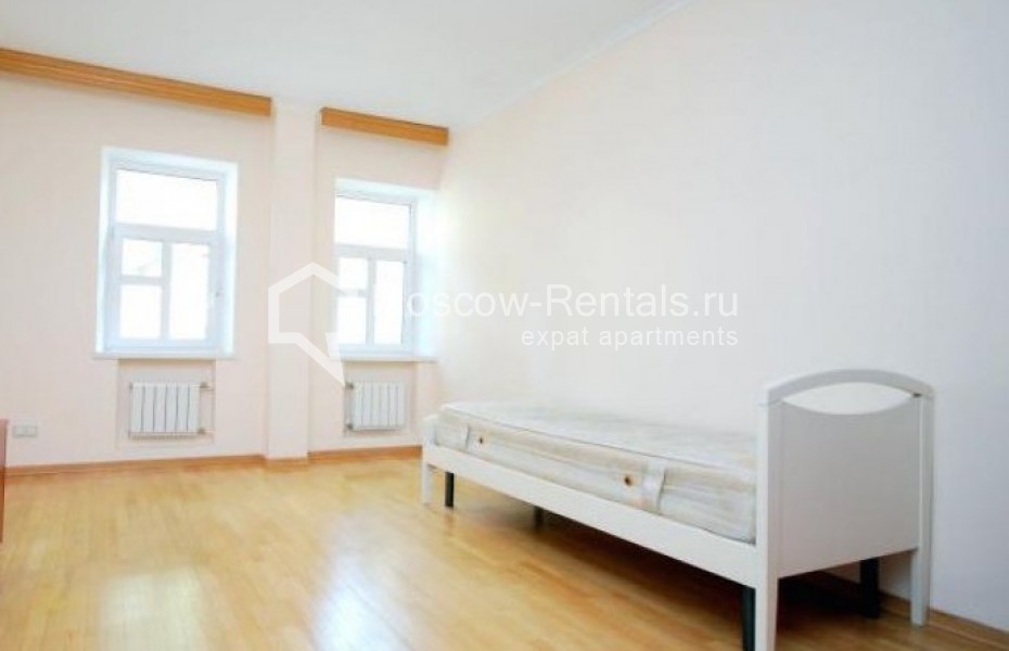 Photo #6 3-room (2 BR) apartment for <a href="http://moscow-rentals.ru/en/articles/long-term-rent" target="_blank">a long-term</a> rent
 in Russia, Moscow, M. Kiselnyi lane, 4к1