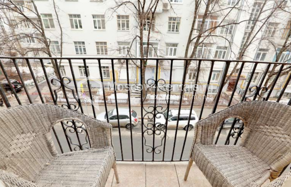 Photo #16 3-room (2 BR) apartment for <a href="http://moscow-rentals.ru/en/articles/long-term-rent" target="_blank">a long-term</a> rent
 in Russia, Moscow, Potapovskyi lane, 14