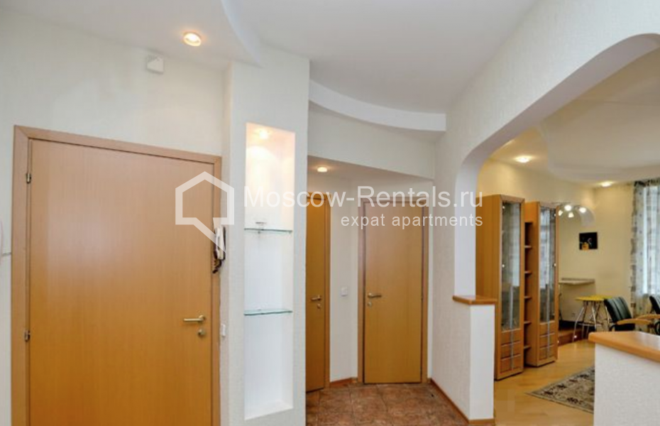 Photo #13 3-room (2 BR) apartment for <a href="http://moscow-rentals.ru/en/articles/long-term-rent" target="_blank">a long-term</a> rent
 in Russia, Moscow, Potapovskyi lane, 14